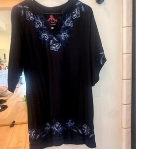 JW Los Angeles Tunic Women S Black Blue Embroidered Boho Peasant Top Excellent